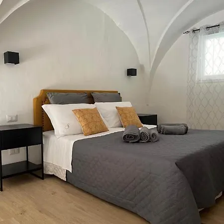 Dimora Apulia 5 * 加利波利